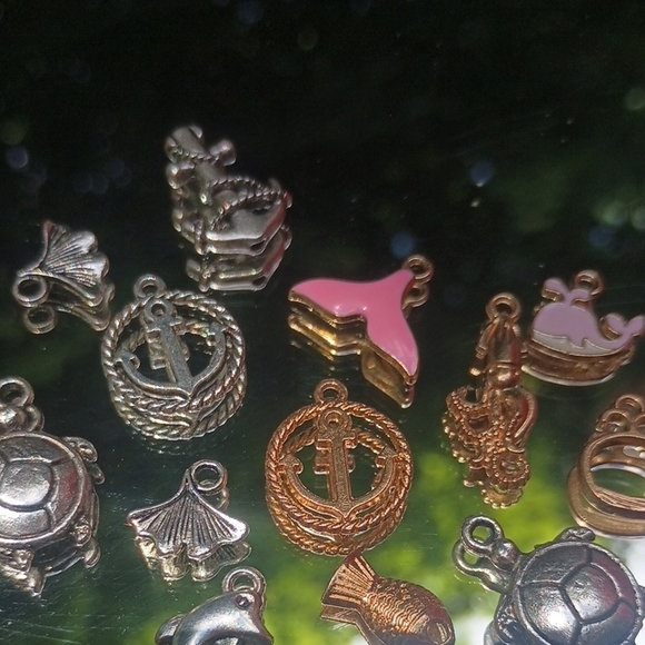 🦝 Sea Life Charms - Picture 4 of 5